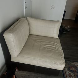 Loveseat 
