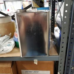 1 Gallon Empty Cans W Lids, Never Used