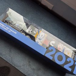 Disney's 2021 Peterbuilt 387 Hauler Collector Truck