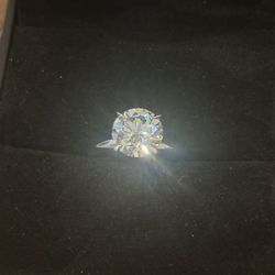 MOVING SALE! 2.50 Carat Diamond Engagement Ring 14k White Gold