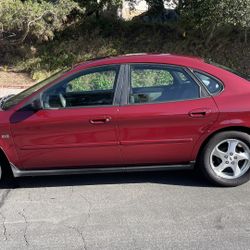 2002 Ford Taurus SE