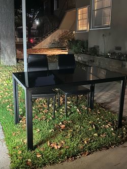 Free dining table 2 chairs