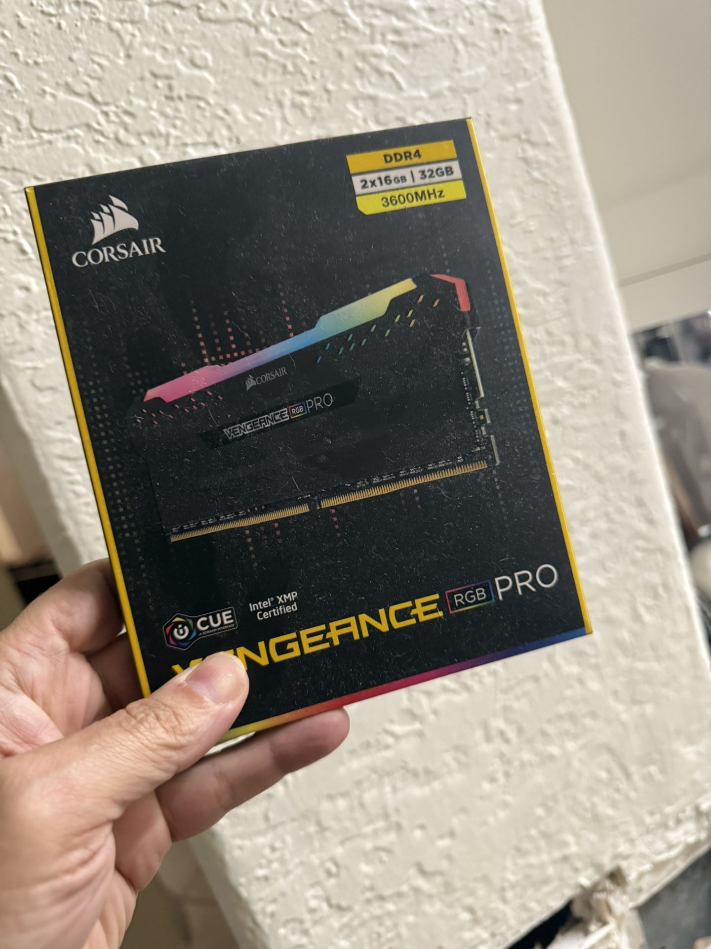 Corsair Vengeance RGB Pro 32 GB (2×16 GB) DDR4-3600 memory kit.