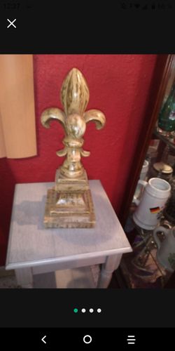 Shabby Chic  Style Fleur Of Lis