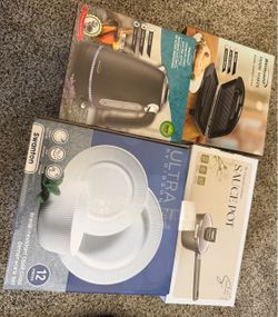 Kitchen Appliances and Dinnerware Bundle