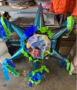 Monsters inc bola star pinata