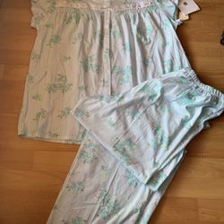 Women Pajamas And Nightgown XL NEW