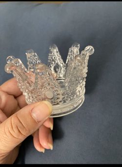 Cute Small Crown Candle Holder 