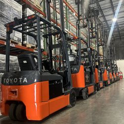 Forklift