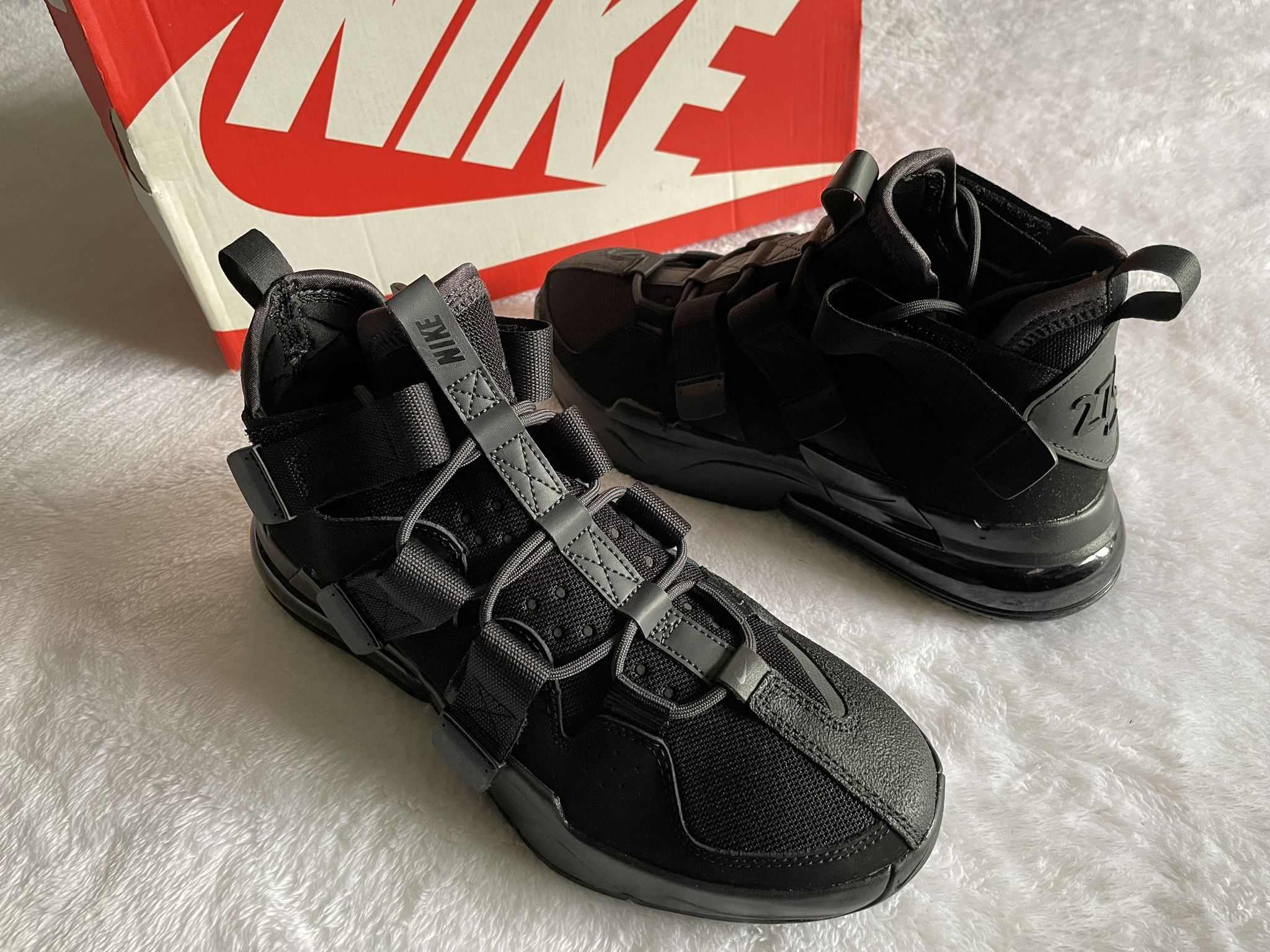 Nike Shoe Nike 270 Air Edge Nike Air Edge 270 'Triple Black'