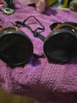 Vintage 1930s Airco Welding Goggles (With Original Box & Paperwork)