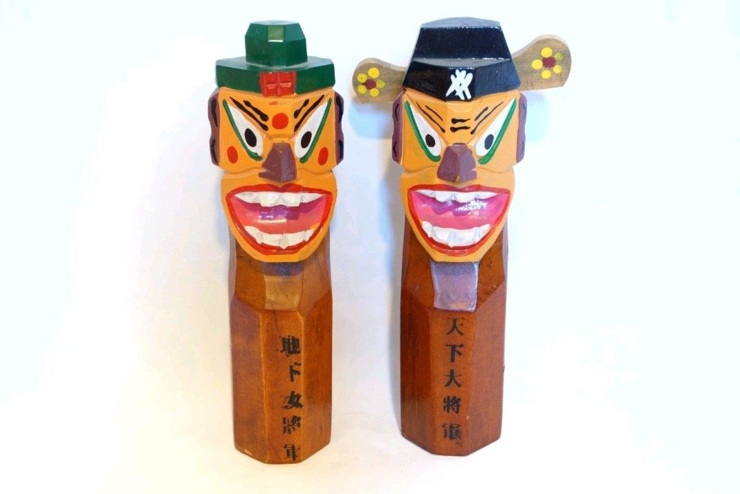 Totem Pole Vintage Large Wooden Native Handcrafted Wood Color Hand Painted Korea