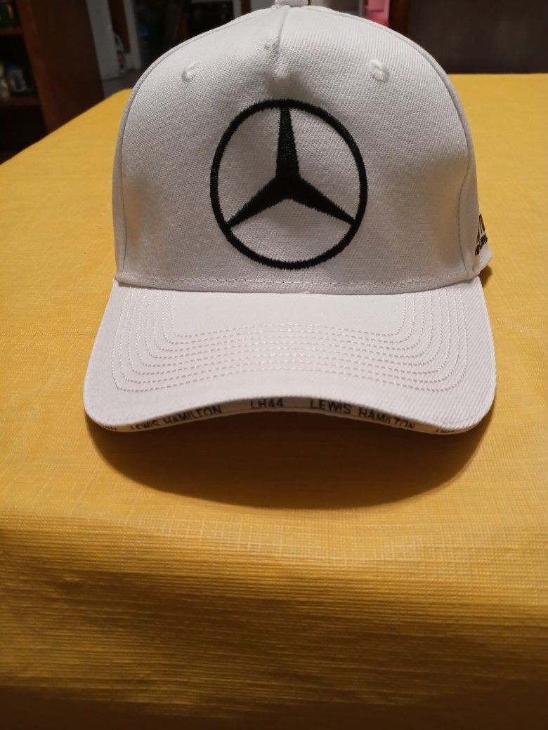 # 2 Mercedes Benz AMG Petronas F1 2021 Lewis Hamilton White Hat