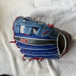 mookie bets 12.5 inch outfielders glove