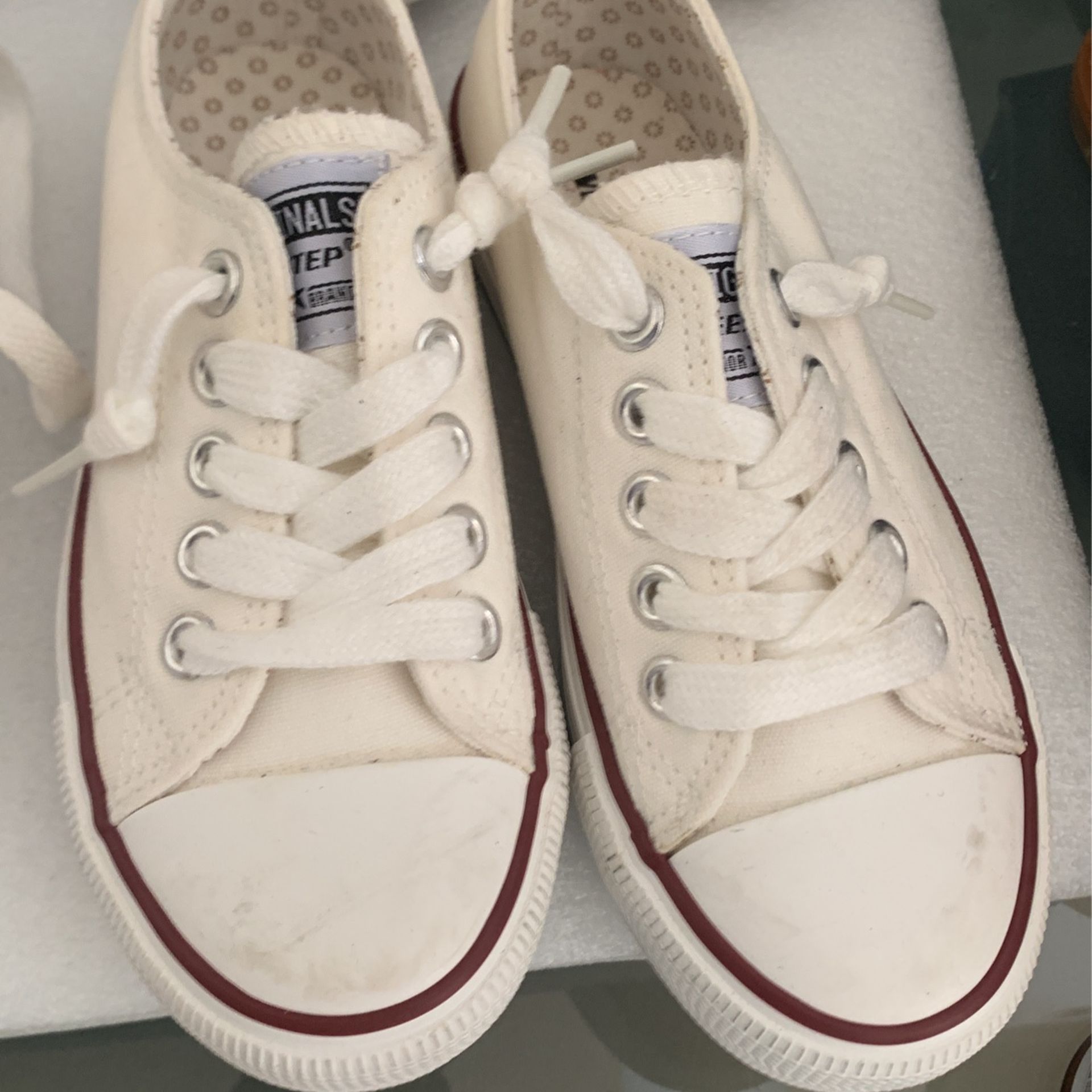 2 Pairs Of Original Weestep Superior Branding Size 12