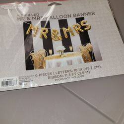 Mr And Mrs. Gold Banner