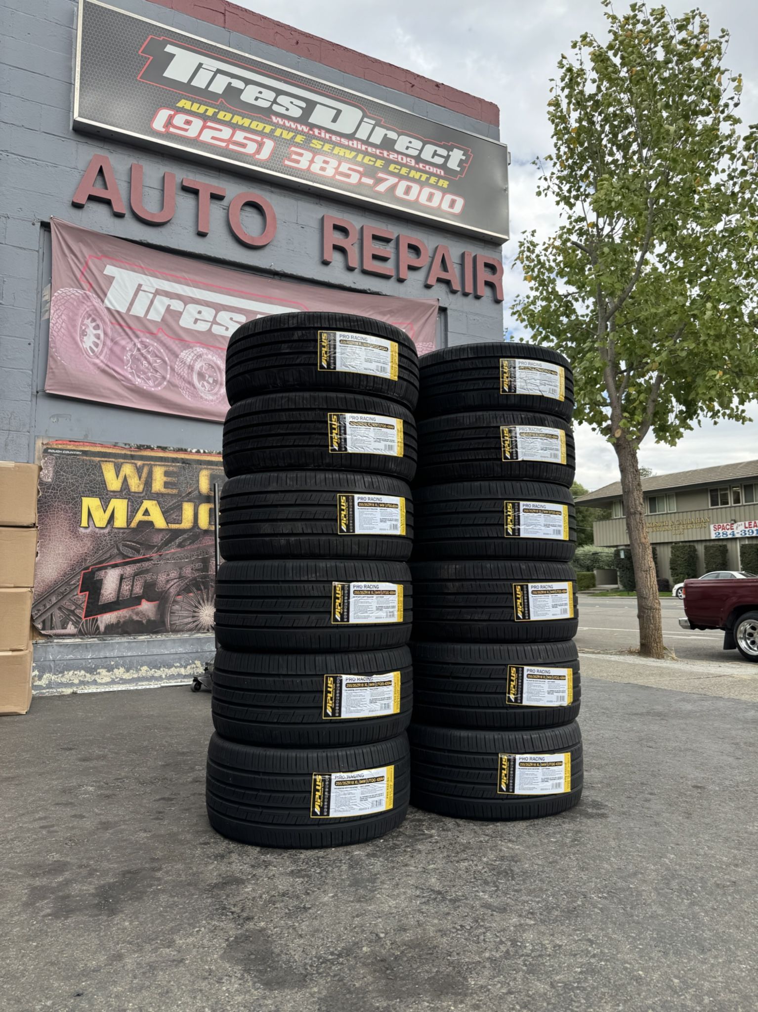 215-50-17 Tires 75$ Each