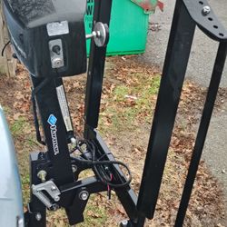 Harmar AL160 Exterior Lift with the swing-away option