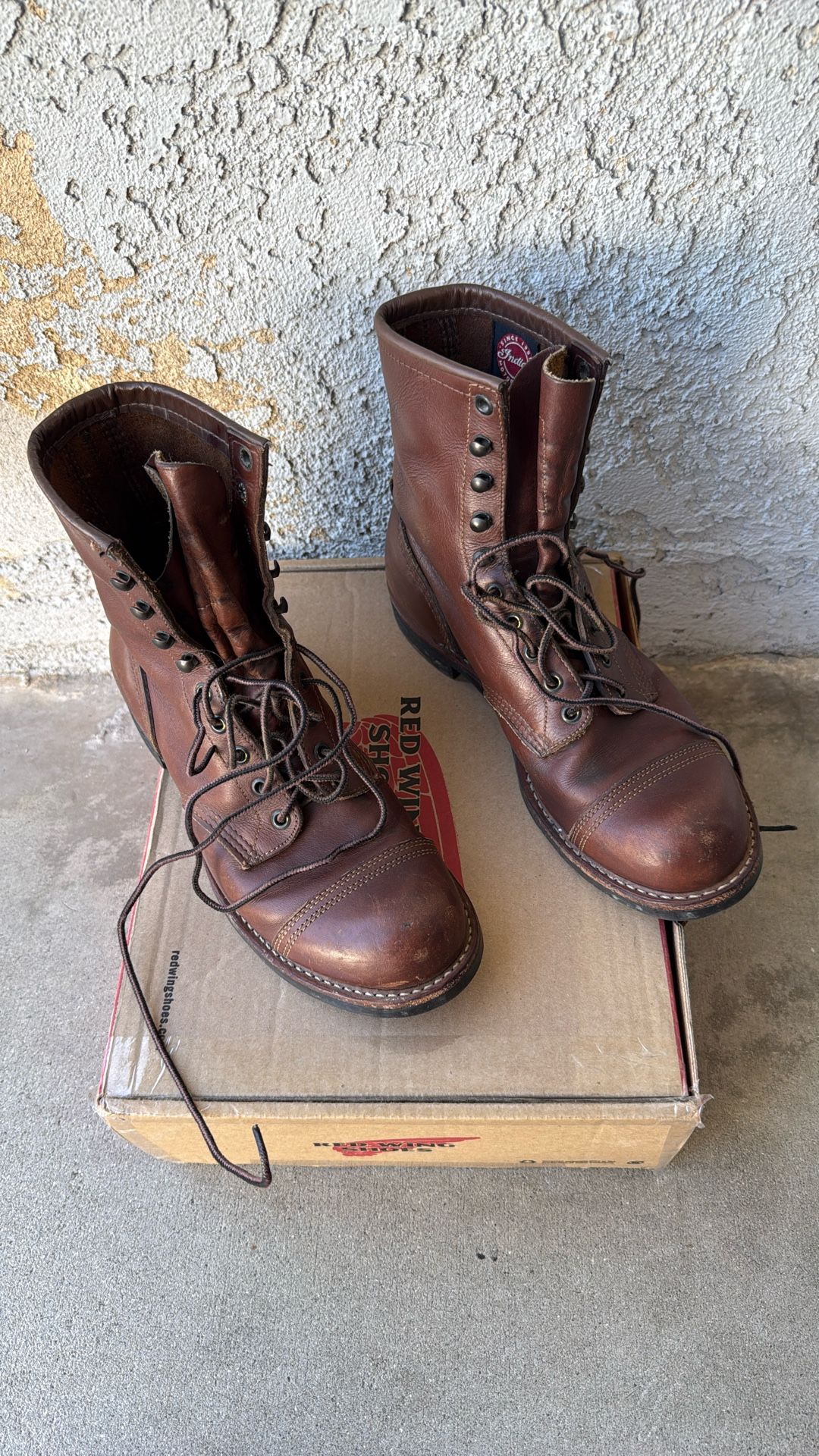 Red Wing Men’s Boots Size 9