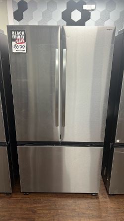 New Refrigerator Samsung French Door 32 cu ft - Counter Depth Model!