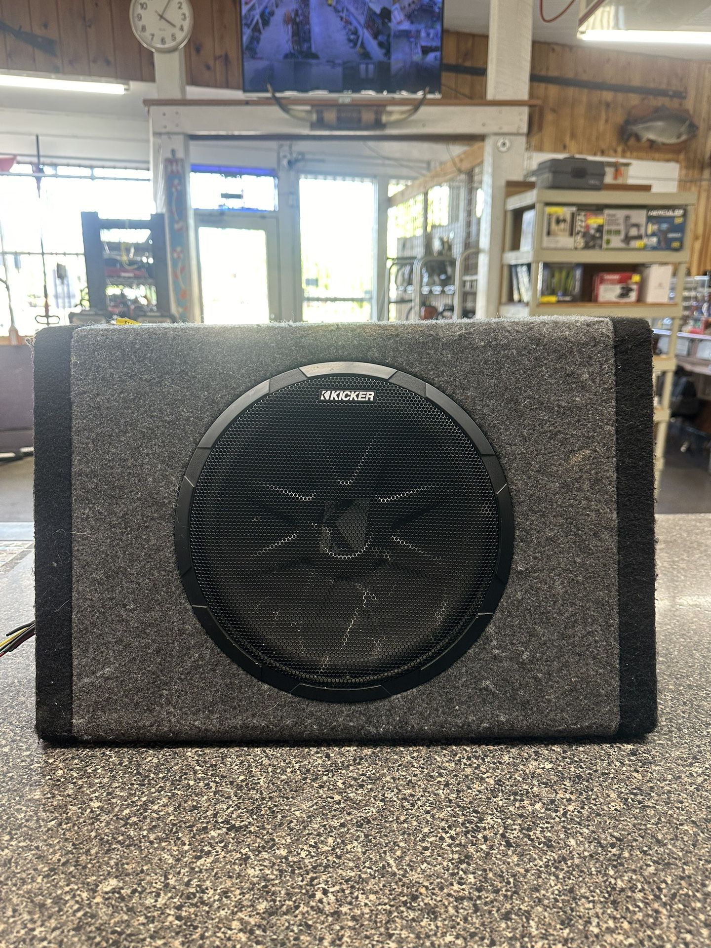 Kicker 10” Subwoofer With Built In 100 Watt Amplifier  