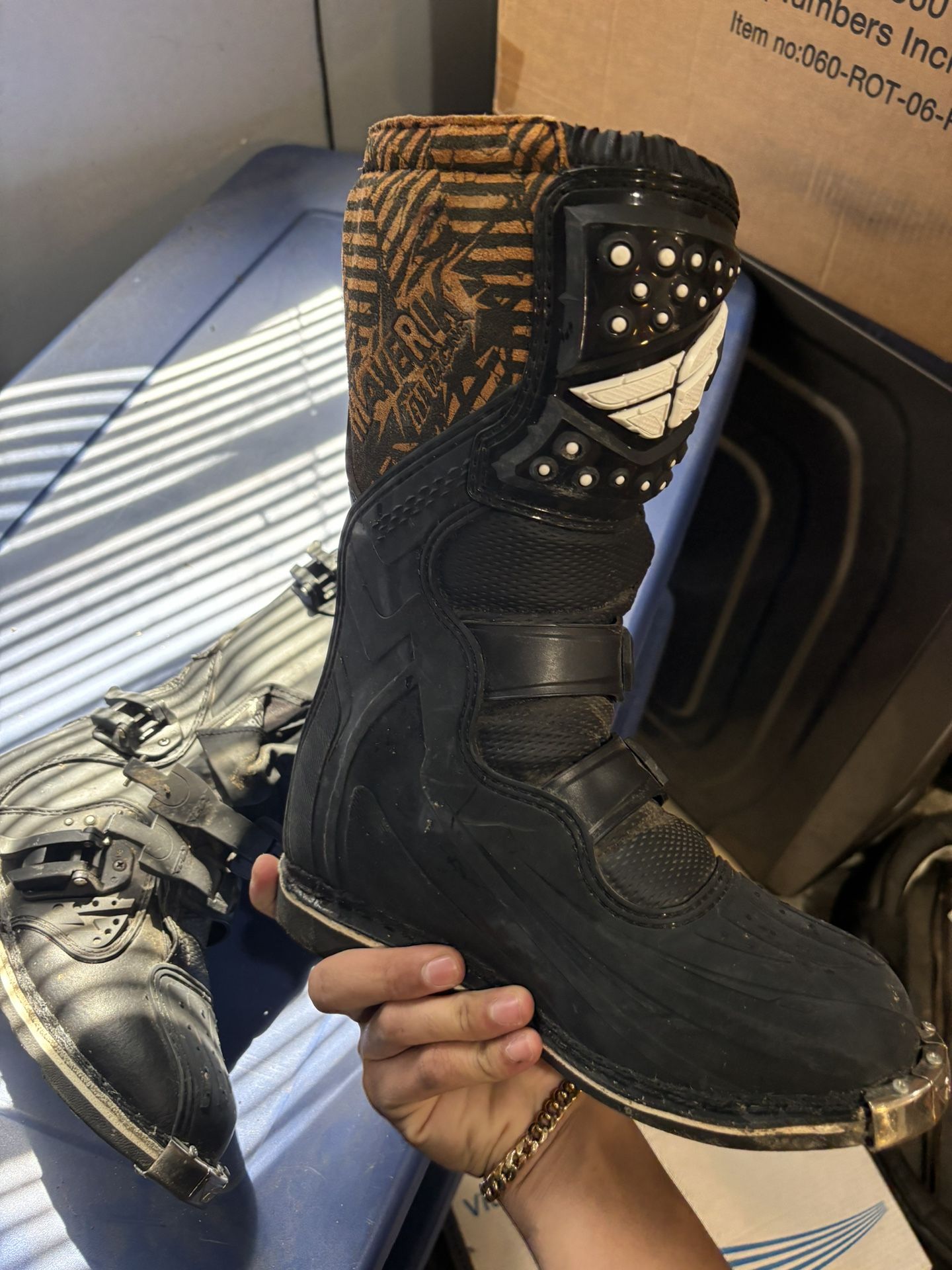 youth racing boots size 5 youth