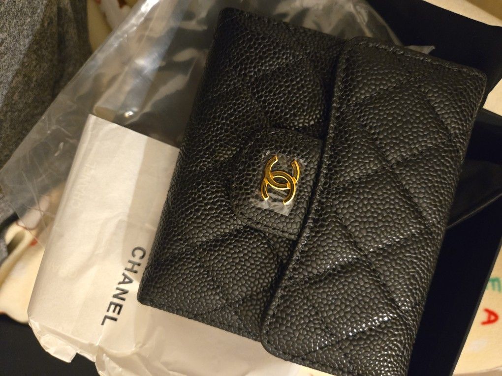 Chanel wallet