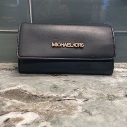 Michael Kors wallet