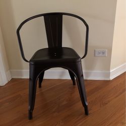 Metal chair —excellent condition  dark brown
