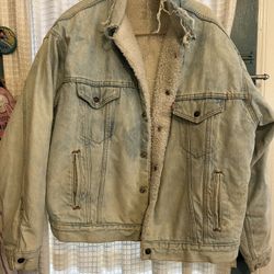 Vintage Levi Jacket Size Large 