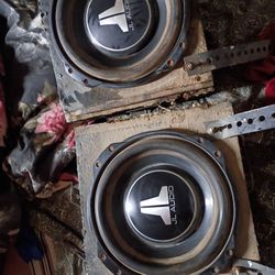 Tube Waterproof Speaker I'm Taking 150 For Both Of Them You Can Ask A Better In There