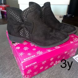 Black Short Boots