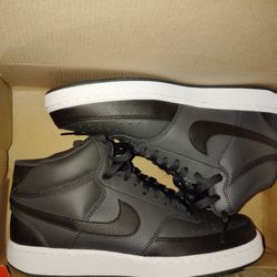 Brand New Nike Court Vision  Mids