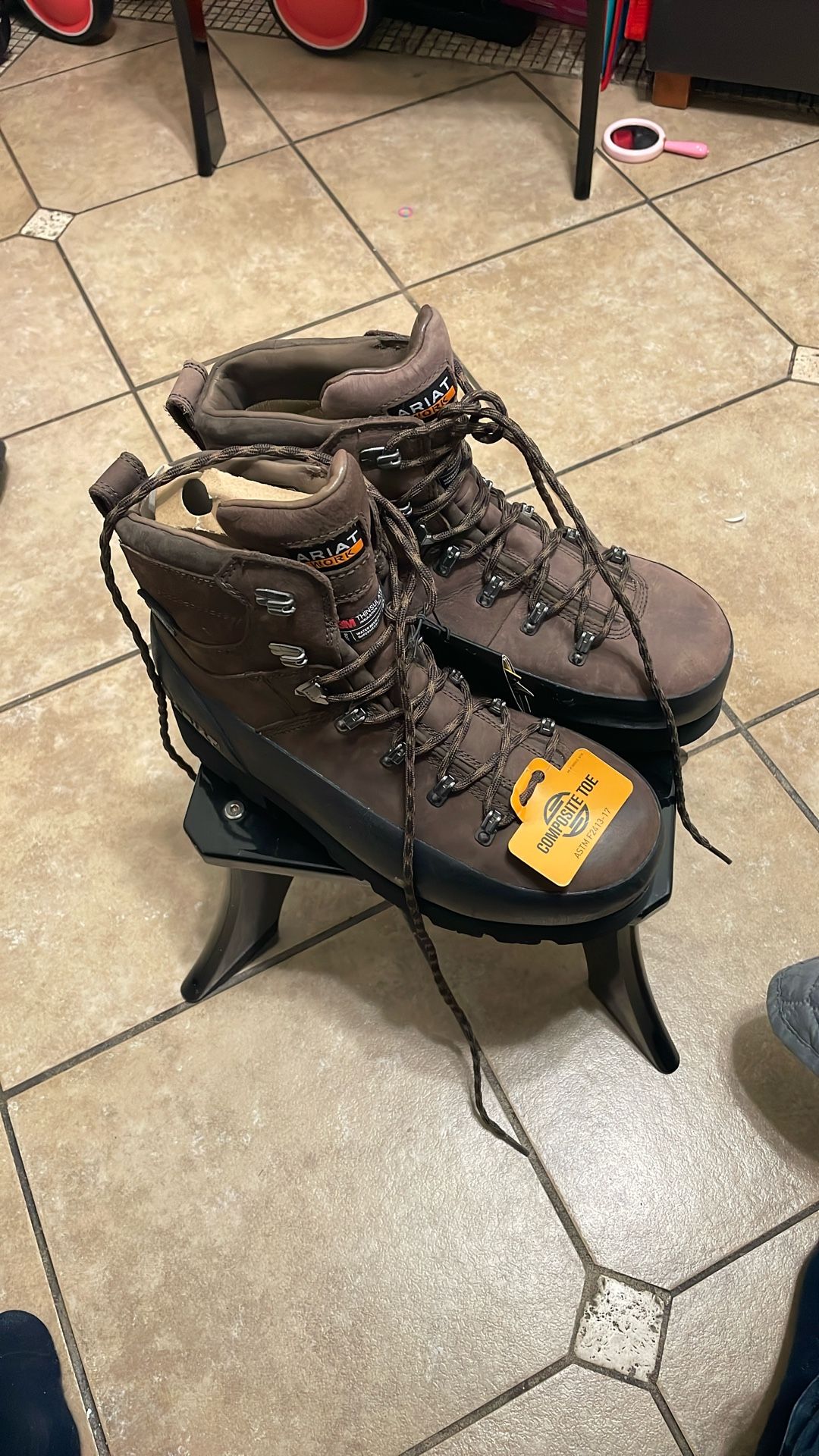 Ariat Work Boots 🥾 Size 8,5 Waterproof Composite Toe