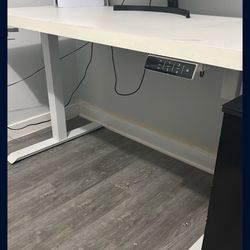 Desk Or Office Table That Goes Up And Down But Has An Error Code Possible To Be Fixed, But I Don’t Know How To