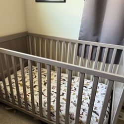 IKeA Crib With Naturepedic Organic Mattress  