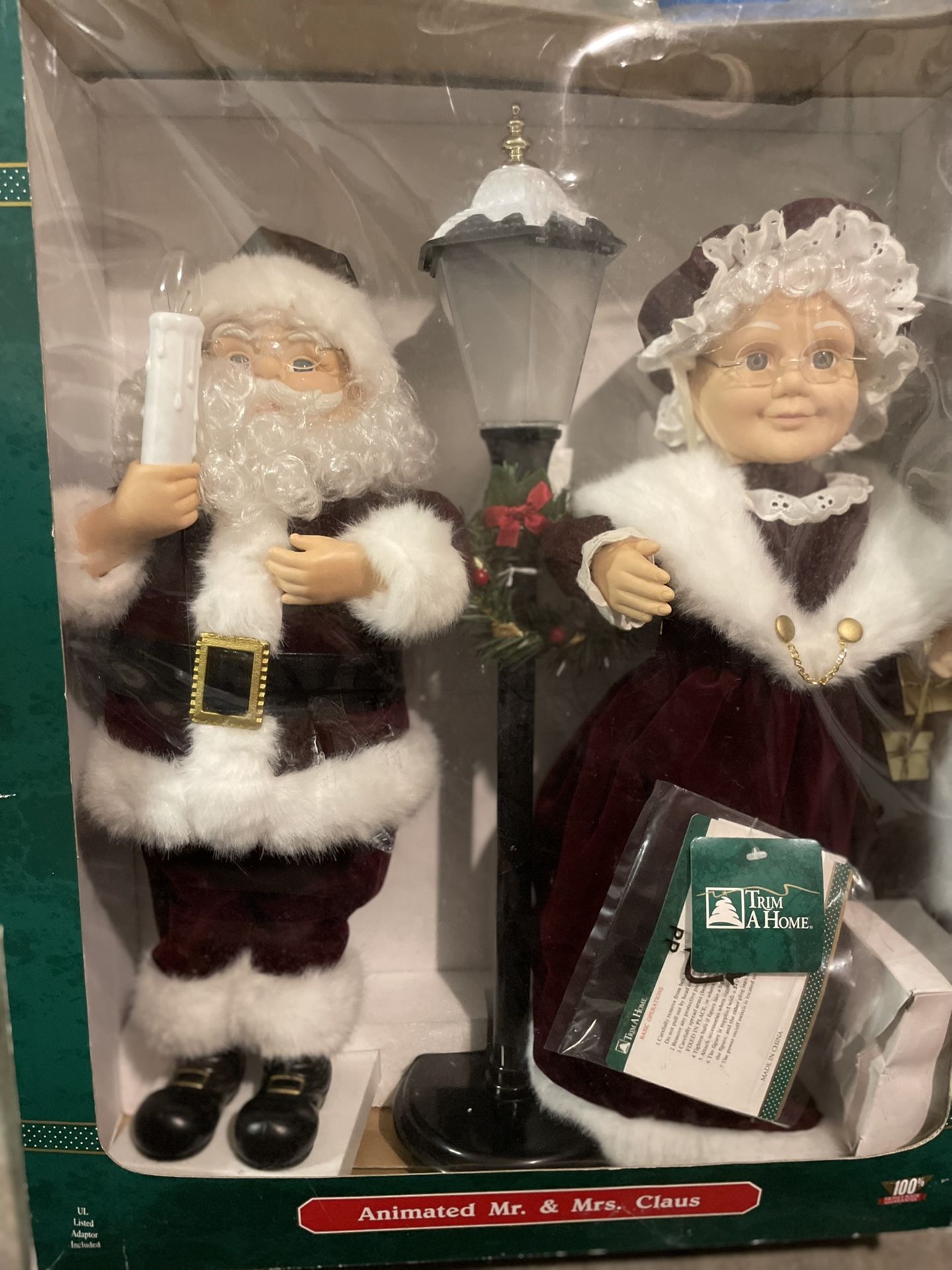 XL MR.& MRS SANTA CLAUS VINTAGE ANIMATED TRIM A HOME