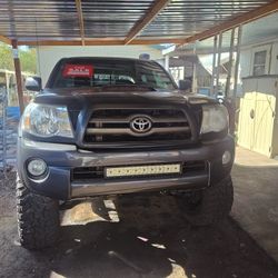 Vendo Toyota Tacoma Jalabien Olacanbio Solo Interesado Titulo Limpio 