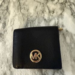 Michael Kors MK Leather Flap Carryall Card Case Wallet Black