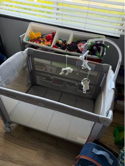 Rinnebbit Portable Playard / Bassinet
