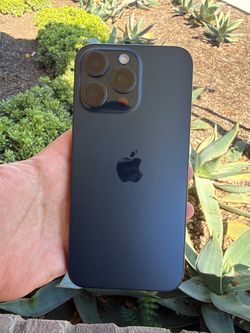 iPhone 15 Pro Max Unlocked