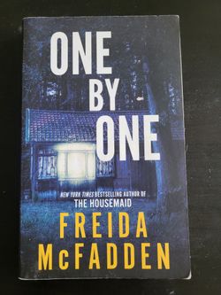 Book - One By One By Freida McFadden