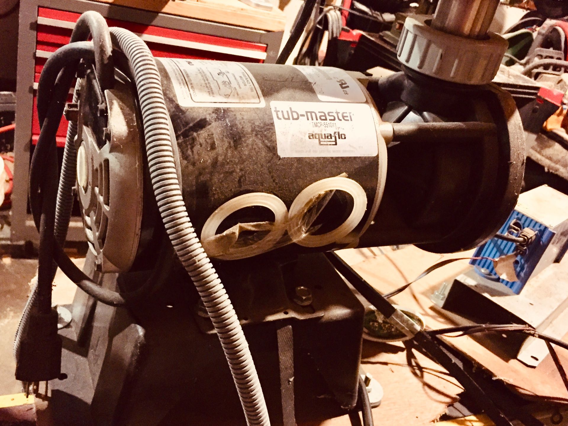 Never used, Very Dusty, 1 1/2 HP Water Pump from Jason Jacuzzi, for Hot Tub, Pool, Spa or Bath, Tub Master, aqua-flo TMCP-5510.11