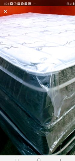 Queen size new thick pillow top bed can deliver