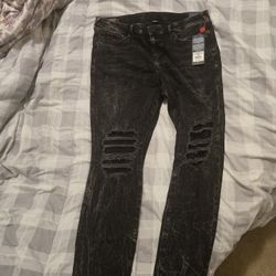 Woman True Religion Jeans Size 33 Mid Rise