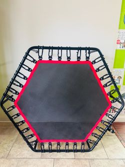 Rebounder Trampoline