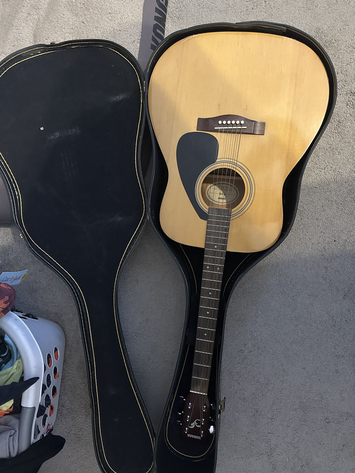 Yamaha Acoustic Guitar F-310