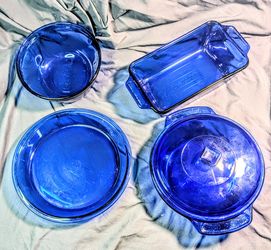 Vintage Anchor Hocking Cobalt Blue Glass Bakeware Set – 5 Pc Complete Collection!