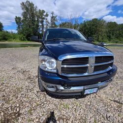 2007 Dodge Ram 4x4 Big Horn SLT 2500 quad cab 2500 5.9 cummins