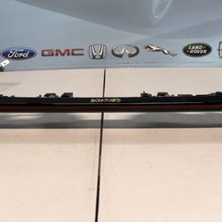 2021-2025 LEXUS IS300, IS350, IS500 REAR LAMP CENTER